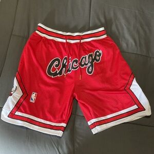 Medium Chicago bulls basketball shorts